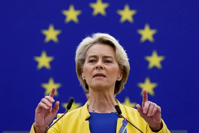 Урсула фон дер Ляєн заявляє про санкції ЄС проти кіберкампанії РФ