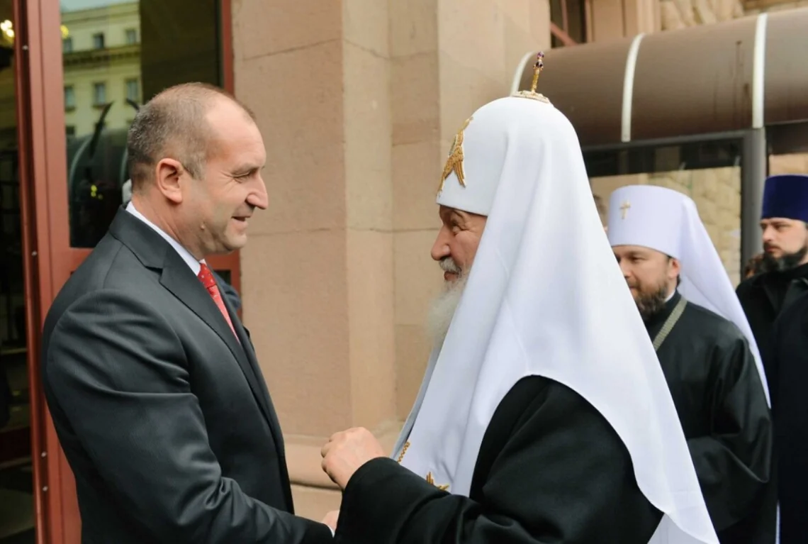Патріарх Кирило та Вагіт Алекперов під час зустрічі