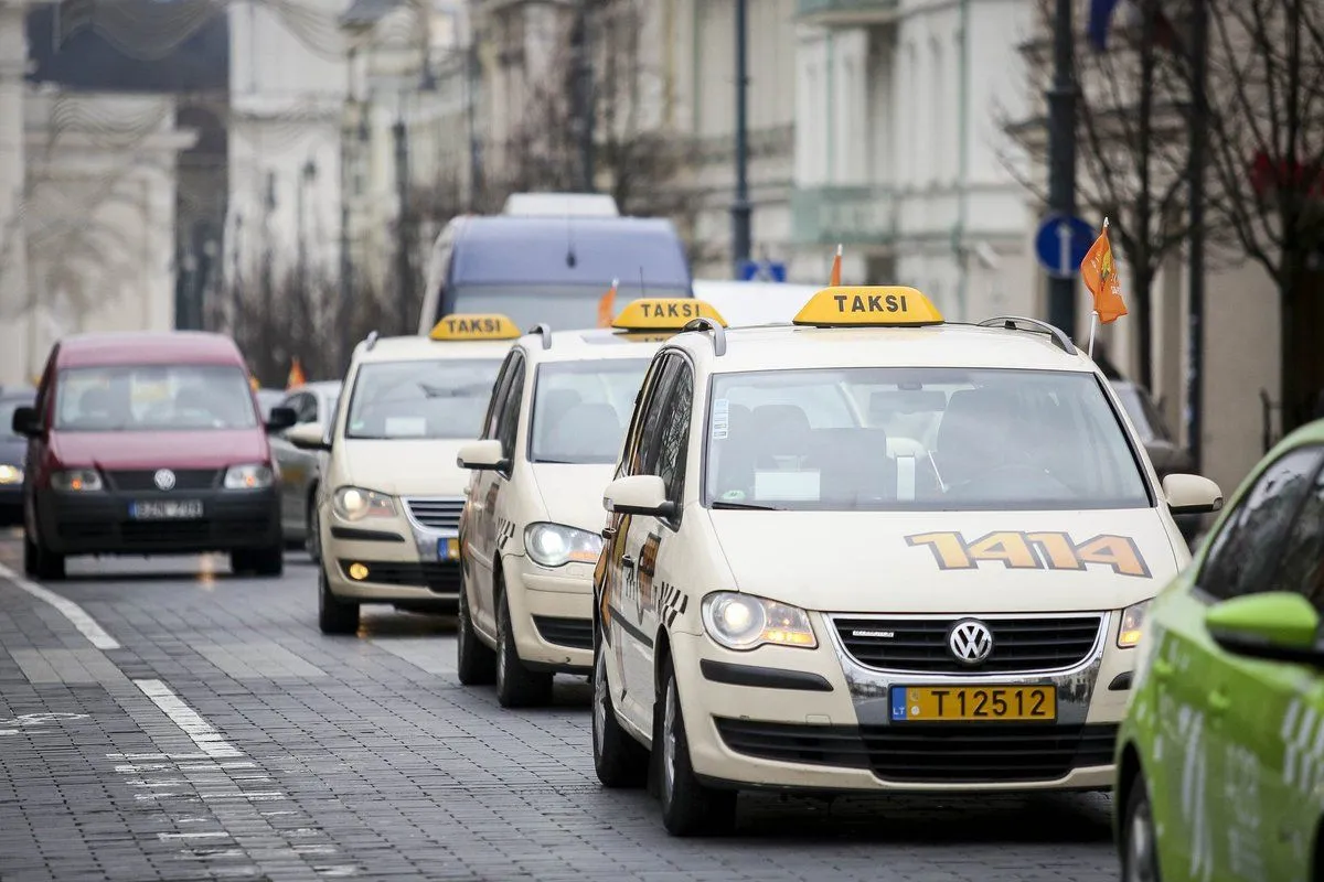 У Литві зобов’язали іноземних таксистів вивчити литовську мову до 2028 року